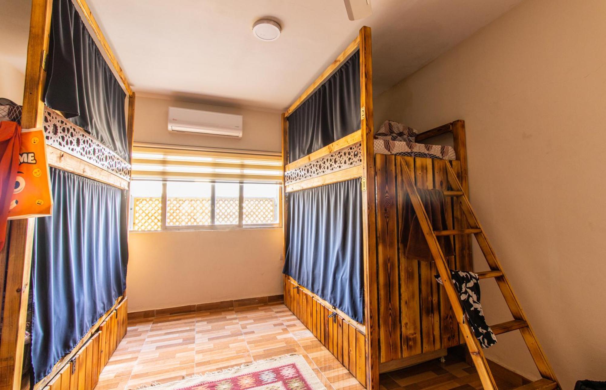 Hakaia Community Hostel Aqaba Phòng bức ảnh